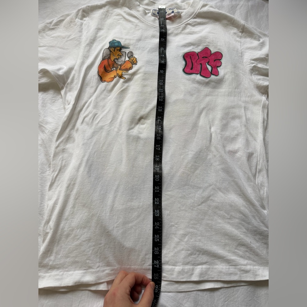 Off-White Graphic Tee - Picture 4 of 8